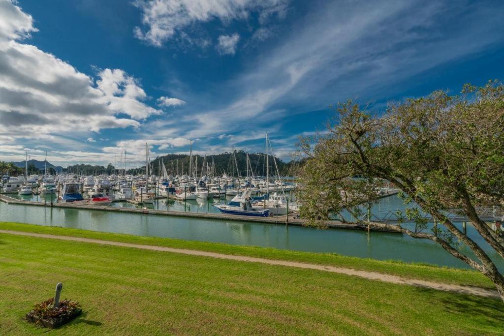 Marina Park Apartments Whitianga Exteriör bild