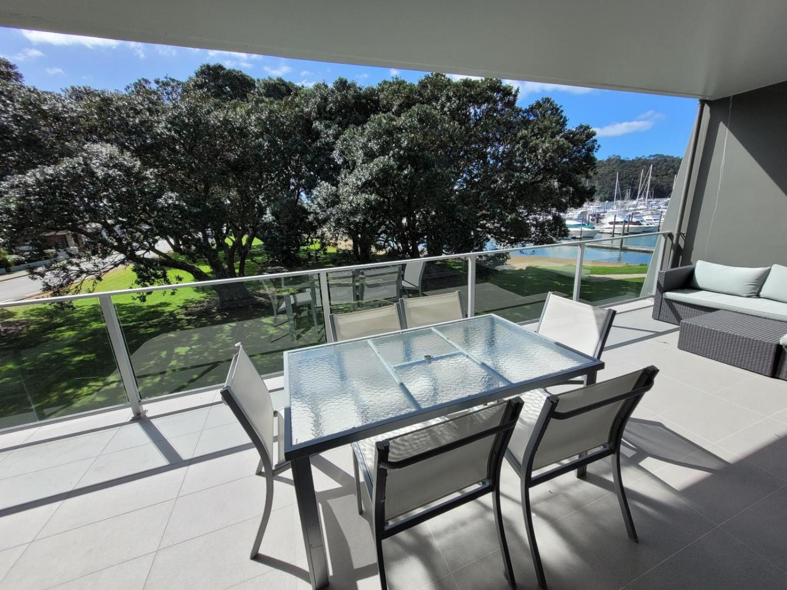Marina Park Apartments Whitianga Exteriör bild