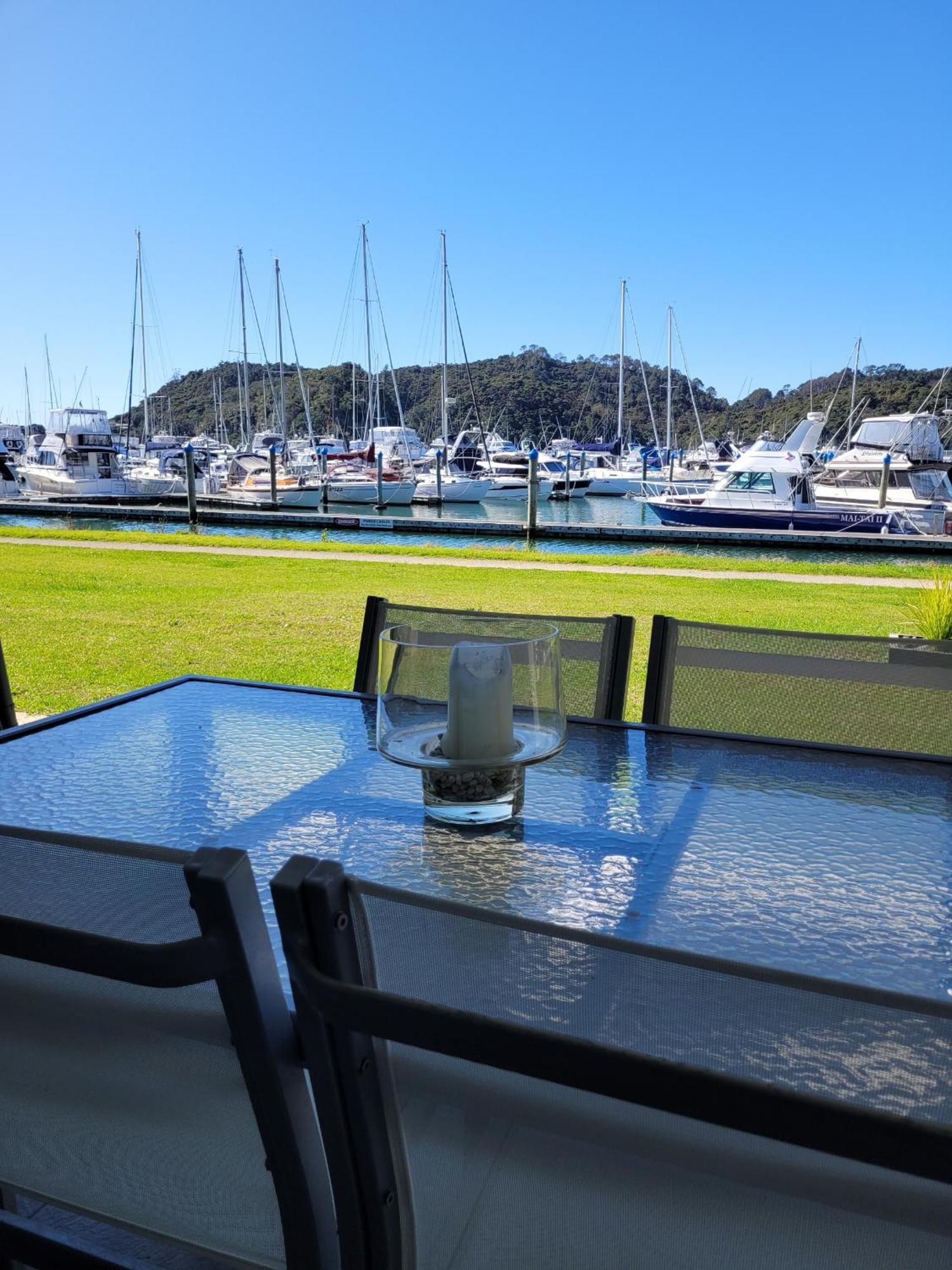 Marina Park Apartments Whitianga Exteriör bild