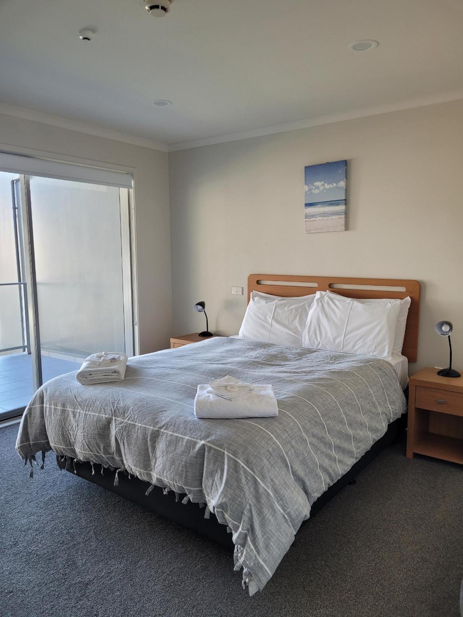 Marina Park Apartments Whitianga Exteriör bild