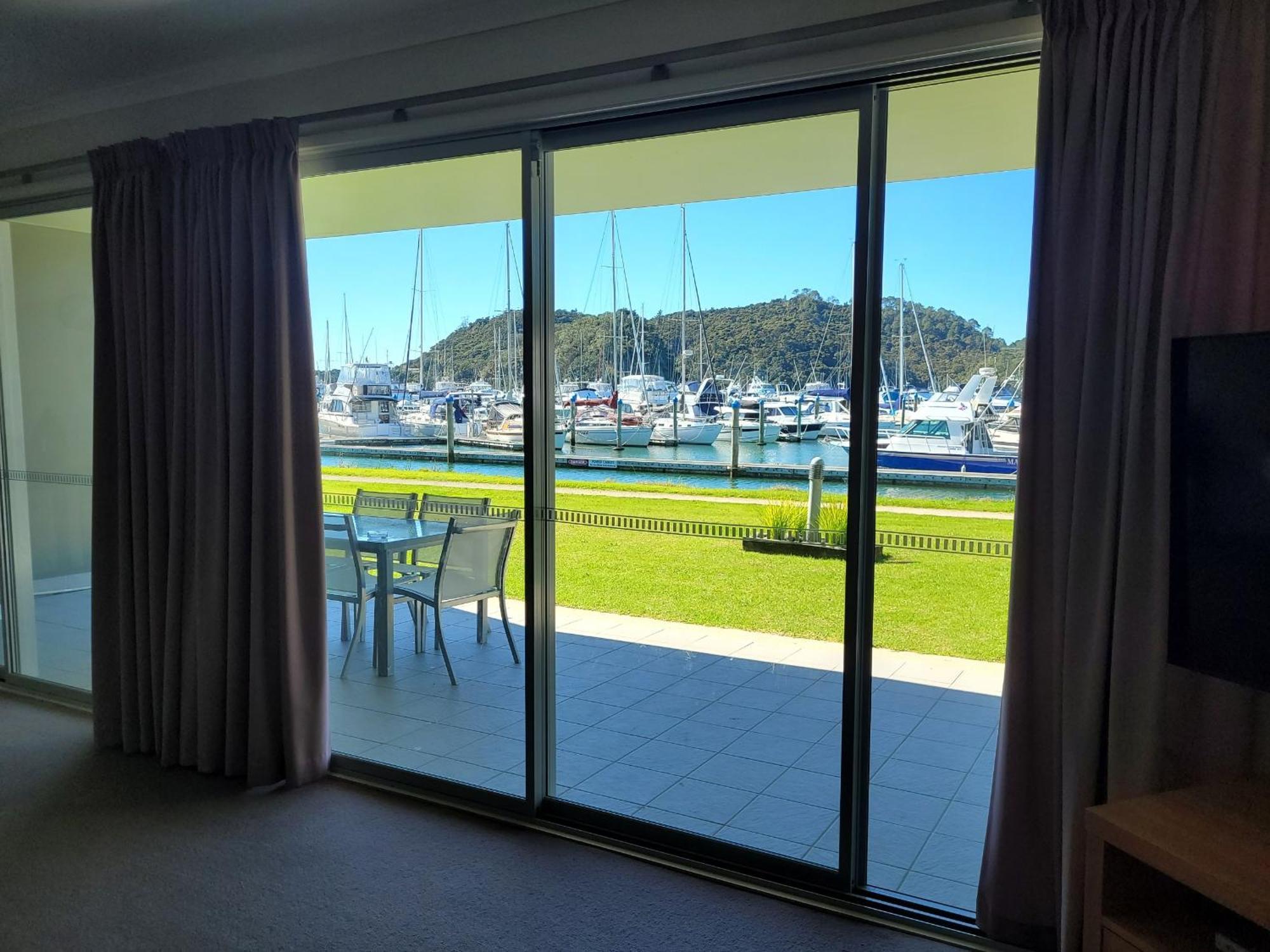 Marina Park Apartments Whitianga Exteriör bild